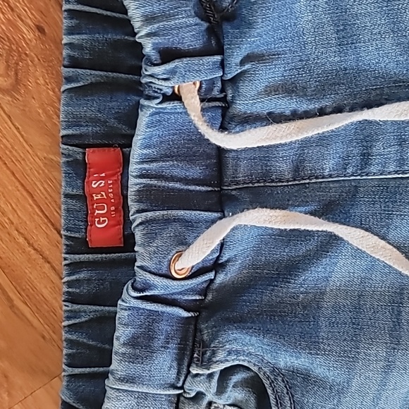 GUESS XS JOGGERS  Retail $86 - Picture 3 of 6